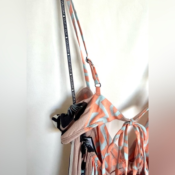 Volcom WOMEN'S FUNTASTICAL DRESS - Picture 9 of 11